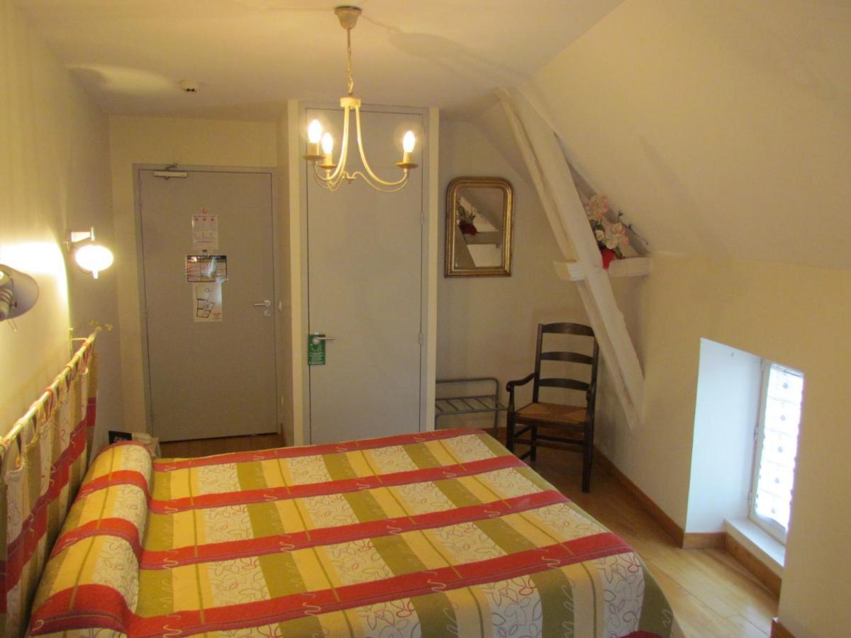 Le Relais De La Tour Hotel Capdenac-Gare Buitenkant foto