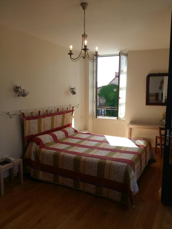 Le Relais De La Tour Hotel Capdenac-Gare Buitenkant foto